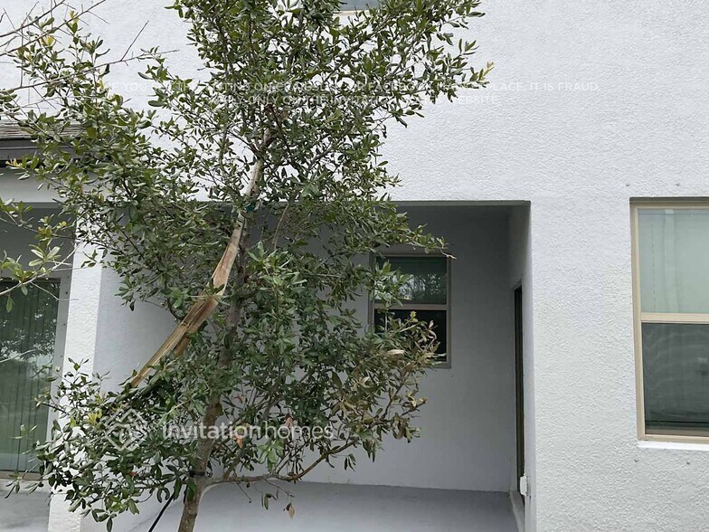Building Photo - 2861 Gridiron Garden Isle