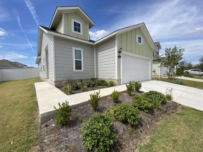 Building Photo - "Charming 2-Bed, 2-Bath Retreat with 1,327 Sq Ft of Comfort in Elgin, TX!"