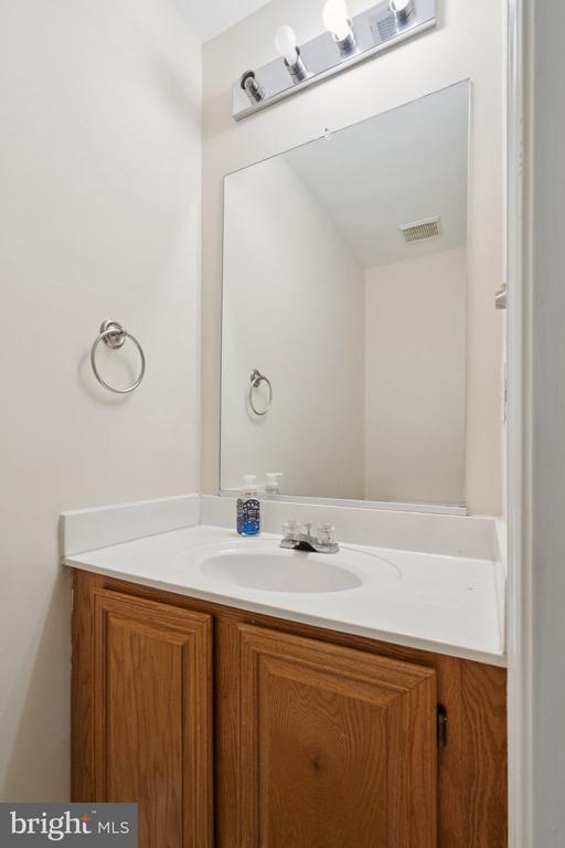 Building Photo - 4262 Fox Lake Dr