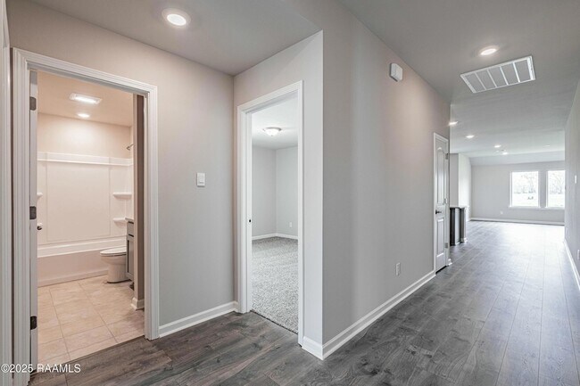 Building Photo - 521 Schooner Bay Dr