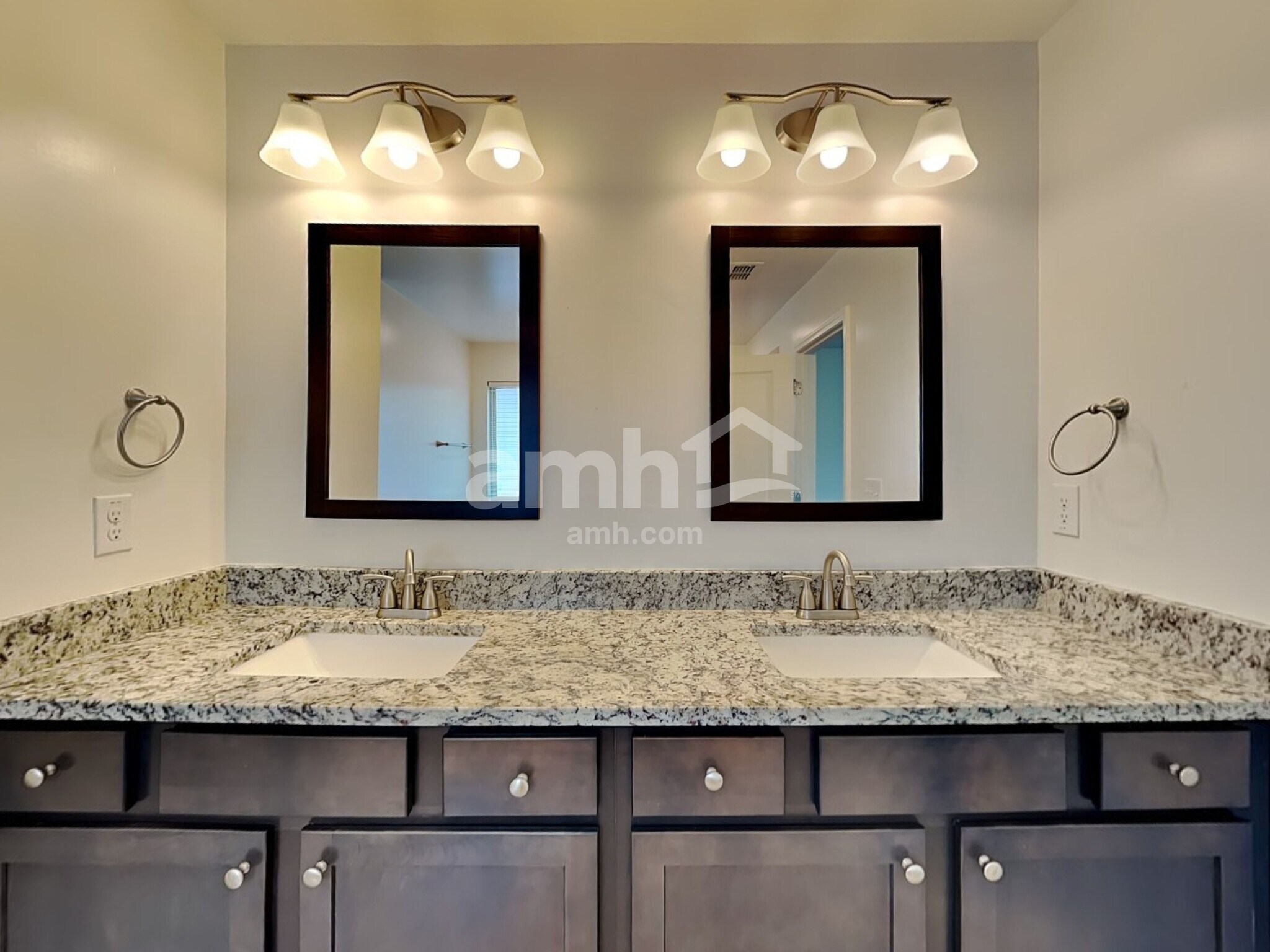 Building Photo - 321 Bowfin Trl