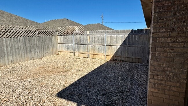 Building Photo - 2121 N Avenue J