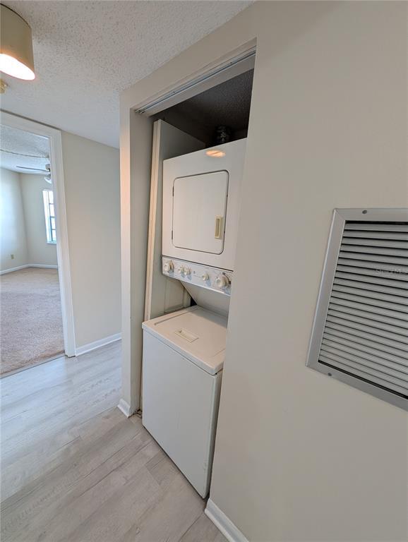 Building Photo - 3959 Atrium Dr