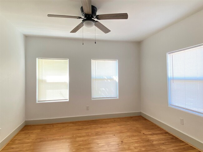 Building Photo - 826 Fowlkes St