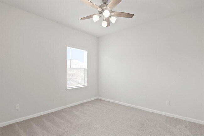 Building Photo - 209 Banyon Dr