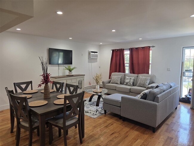 Building Photo - 6-32 Beach 68th St