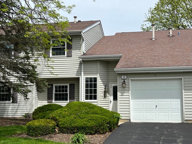 Building Photo - 36 Gant Cir