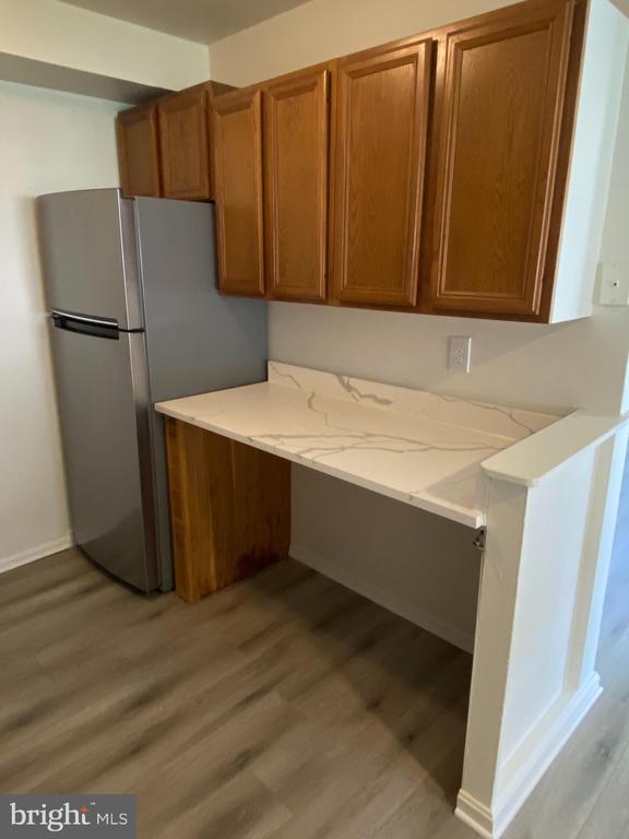 Building Photo - 5438 85th Ave