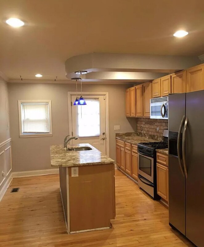 Building Photo - 1013 W Cross St