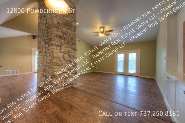 Building Photo - 12800 Powderhorn St