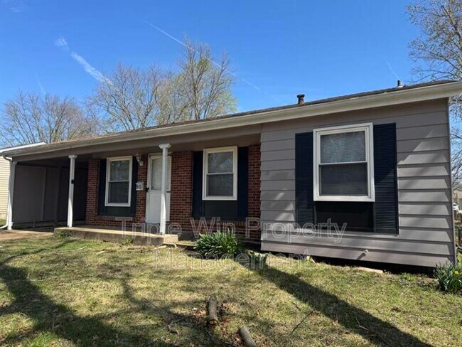Building Photo - 513 Coachway Ln