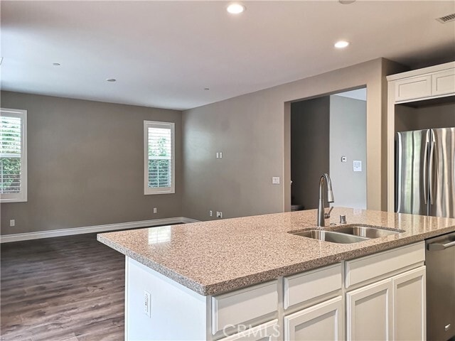 Building Photo - 206 Gaspar