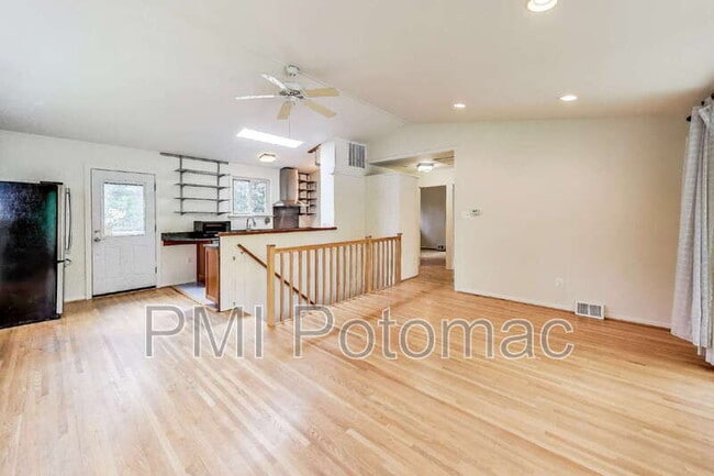 Building Photo - 4118 Wexford Ct