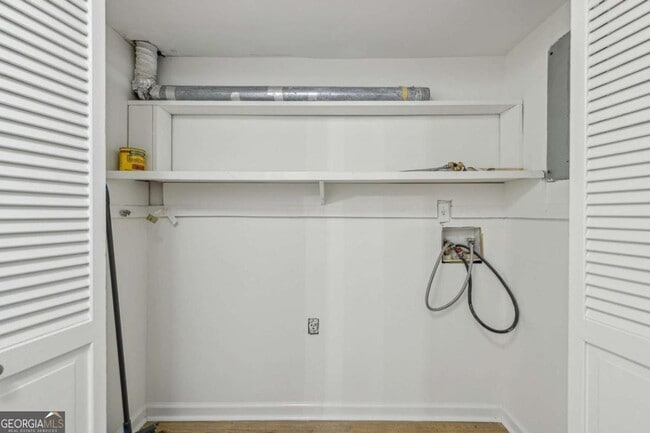 Building Photo - 98 La Rue Pl NW