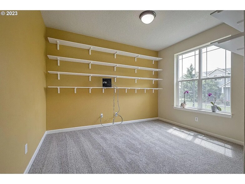 Building Photo - 5310 SE Redberry Pl