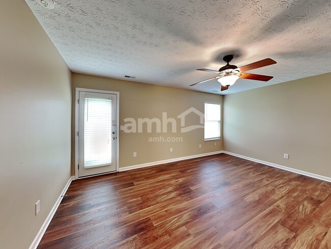 Building Photo - 8427 Nightshade Dr