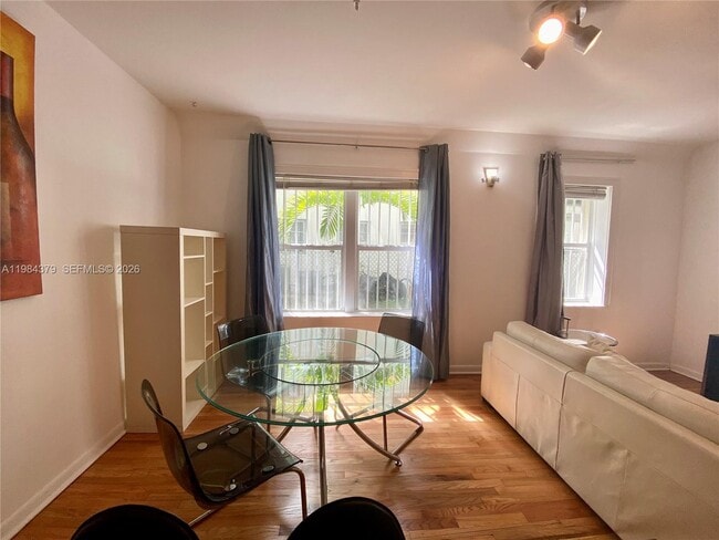 Building Photo - 1521 Lenox Ave.