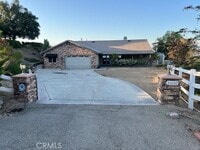 Building Photo - 21650 Skyhill Pl