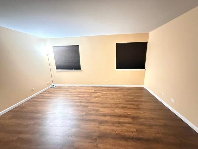 Building Photo - 3161 Hopewell Dr