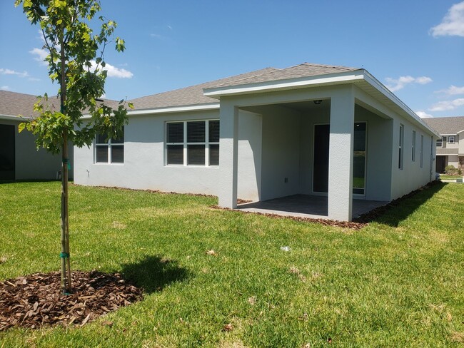Building Photo - Beautiful Ridgeview Home