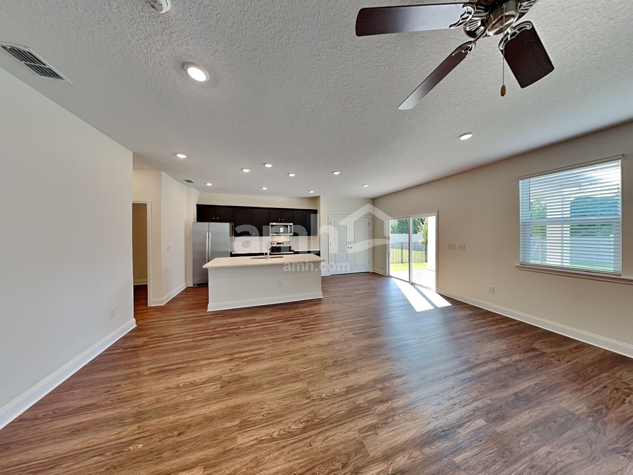 Building Photo - 157 Onate Cir
