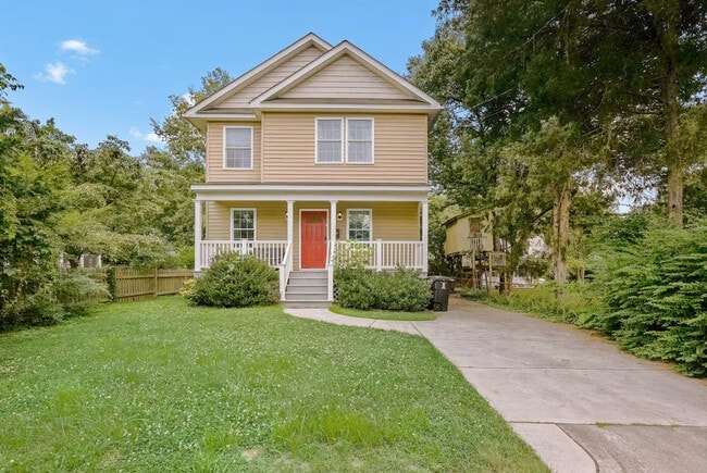 Building Photo - 2021 Washington Blvd