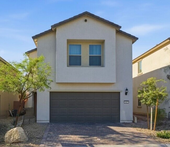 Building Photo - Three-Bedroom House For Rent!