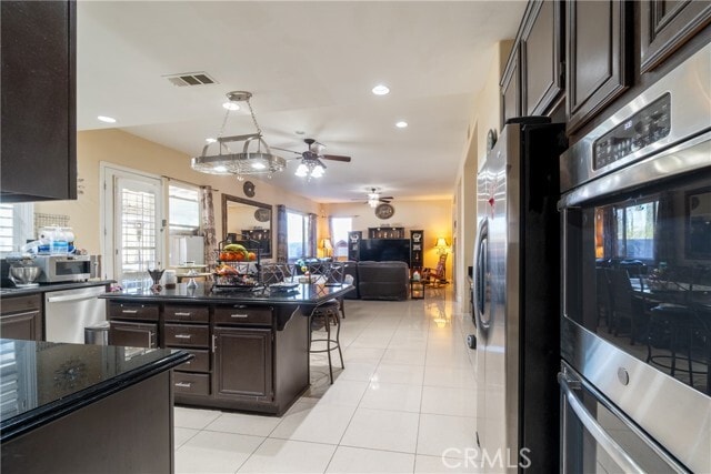 Building Photo - 40947 Ridgegate Ln