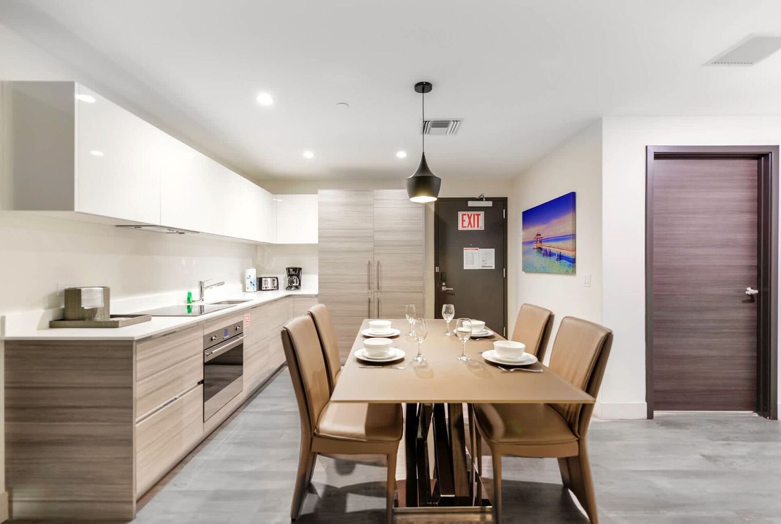 Building Photo - 777 N Ocean Dr