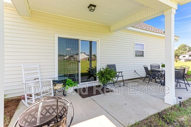 Building Photo - 2935 Duck Pond Rd