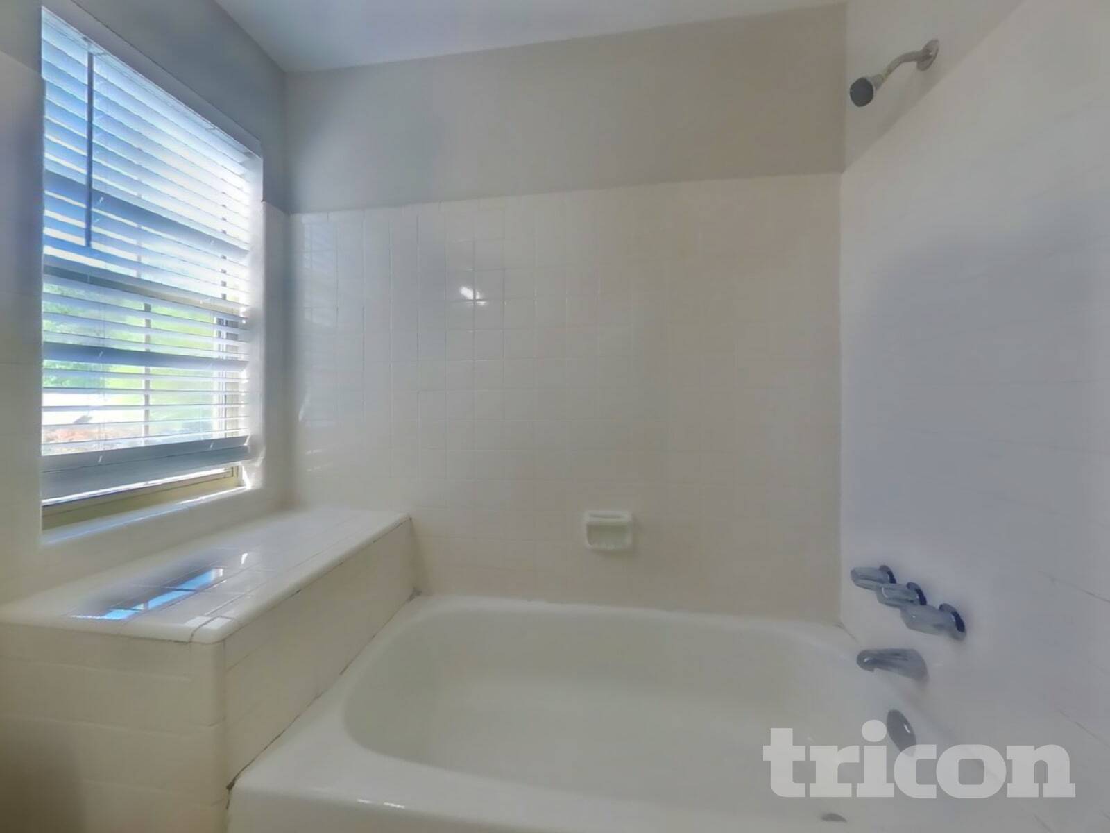 Building Photo - 2055 Towne Manor Dr NW