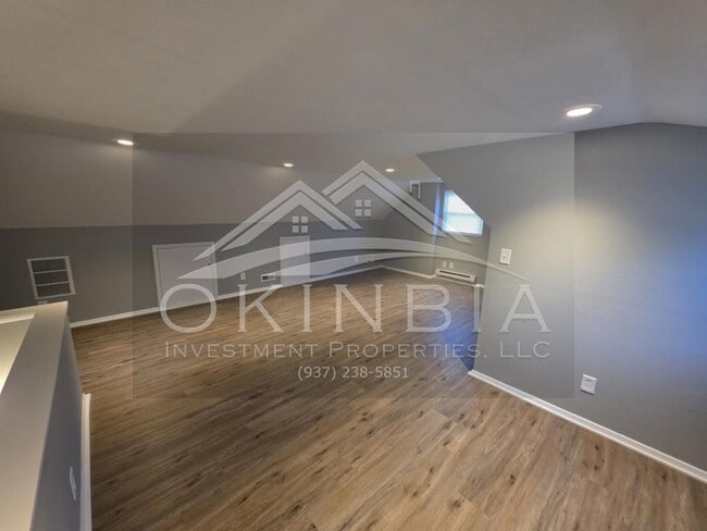 Building Photo - 2540 Catalpa Dr.