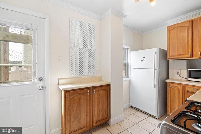 Building Photo - 4550 Silverwood St