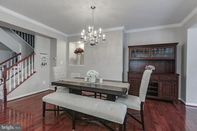 Building Photo - 22941 Chinkapin Oak Terrace