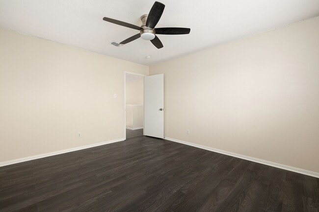 Building Photo - 21039 Vista Trail Ct