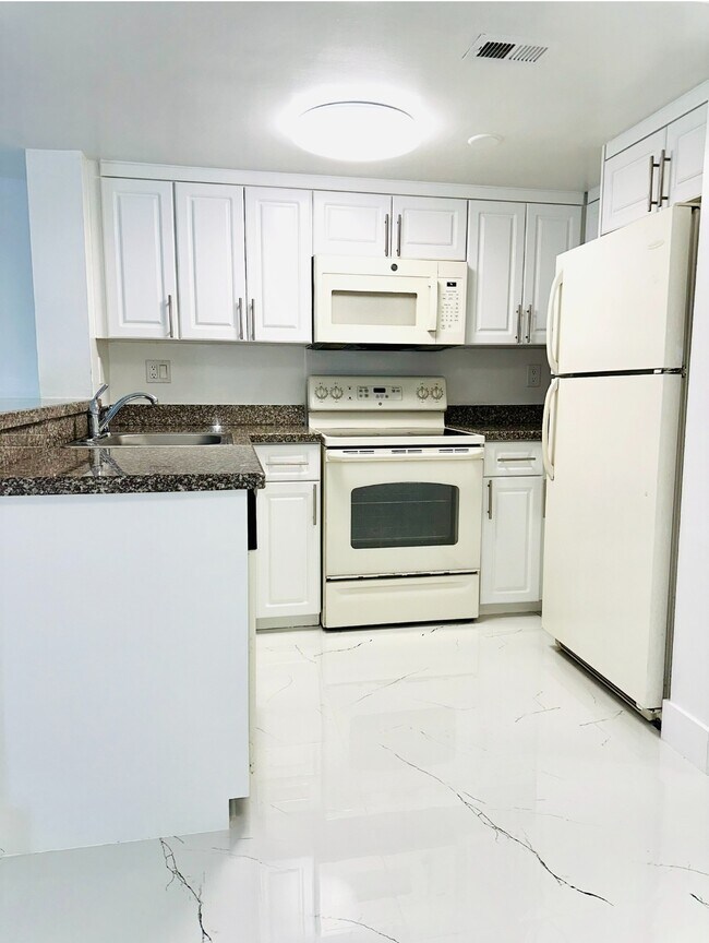 Building Photo - 510 NW 86th Pl