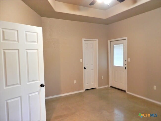 Building Photo - 1071 Carolyn Cove