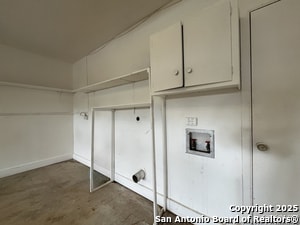 Building Photo - 6231 Linus St