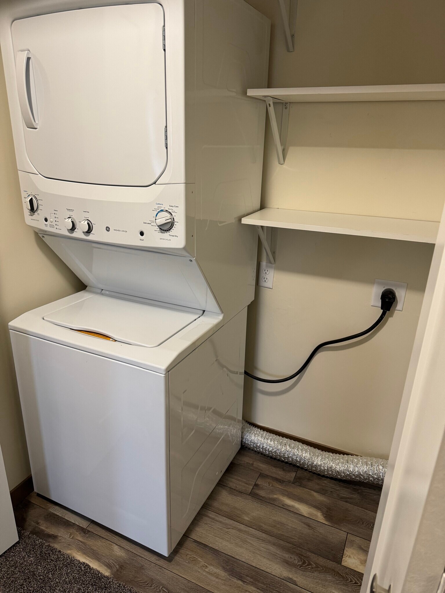 Building Photo - 1058 Egg Harbor Rd