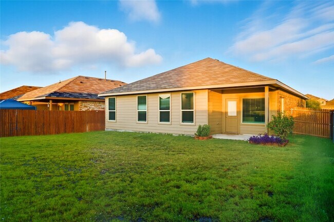 Building Photo - 8313 Twisted Pne Wy