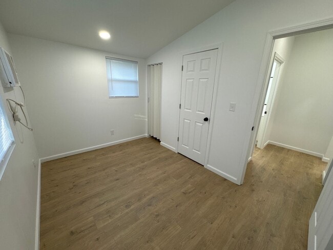 Building Photo - Newly Remodeled House in Paducah