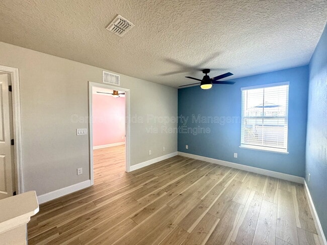 Building Photo - 3615 Voyager Ln