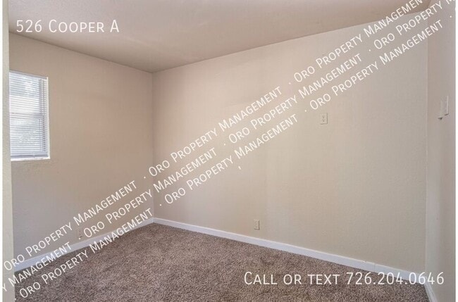 Building Photo - 526 Cooper St