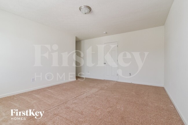 Building Photo - 8115 Fisher Bend Dr