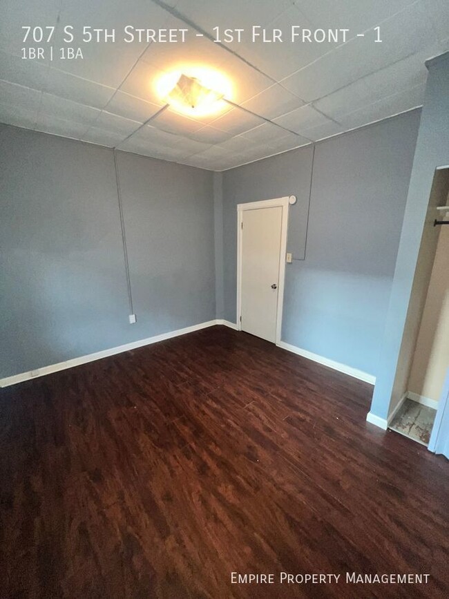 Building Photo - 1 bedroom 1 bathroom available in Allentown!