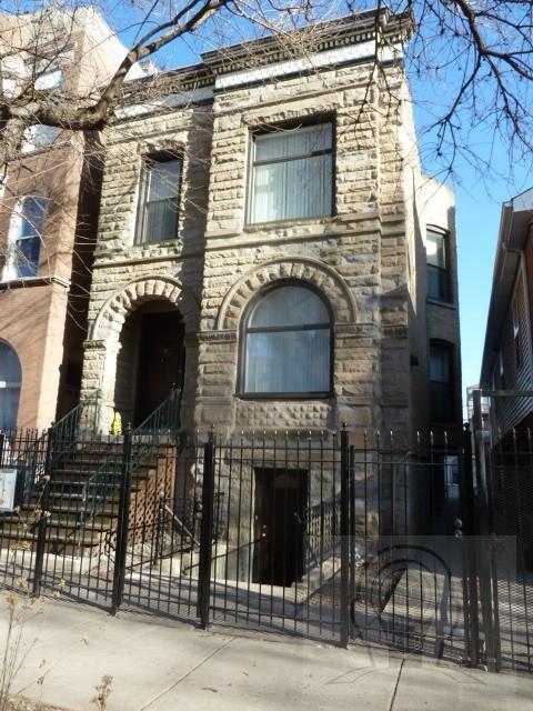 Building Photo - 2 bedroom in CHICAGO IL 60622