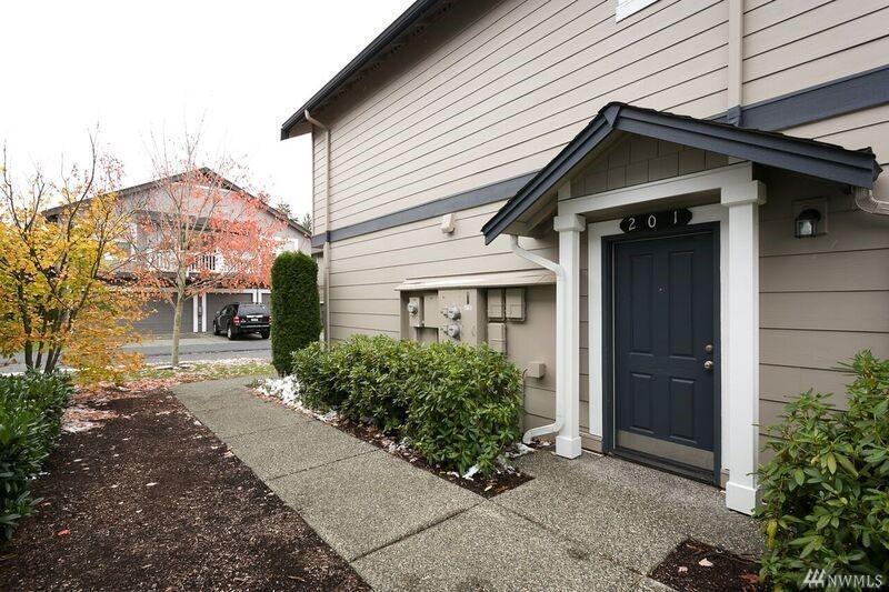 Building Photo - 351 Tremont Ave