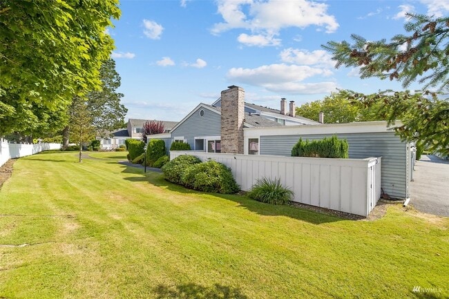 Exterior 2 - 8620 Onyx Drive Unit E