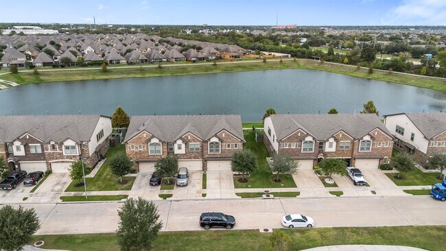 Building Photo - 1234 Willow Plains Ln