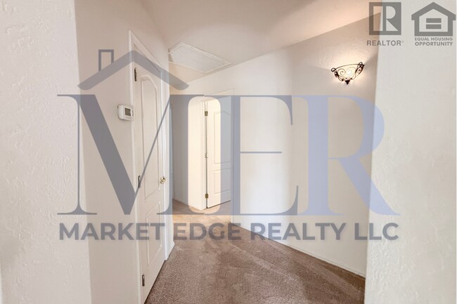Building Photo - 3Bed/2Bath Home at Chandler Blvd/Alma Scho...